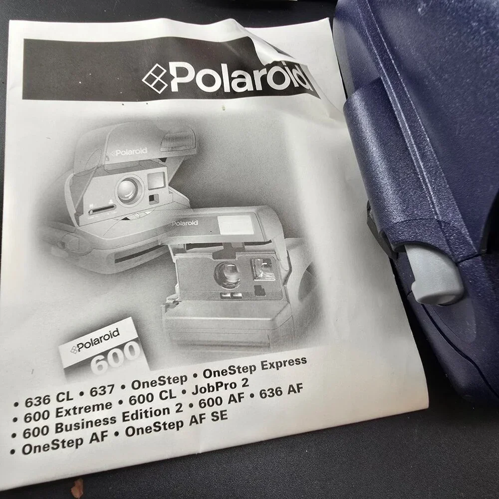 Polaroid OneStep Auto Focus Instant Camera Box Manual Plus Film UNTESTED JJ4175